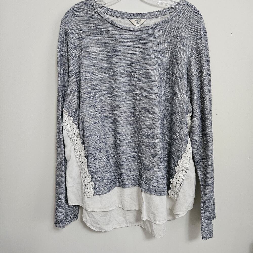 Crown and IVY Women's Gray & White Top w/White Shirt Tail Side Inserts Lace 2X